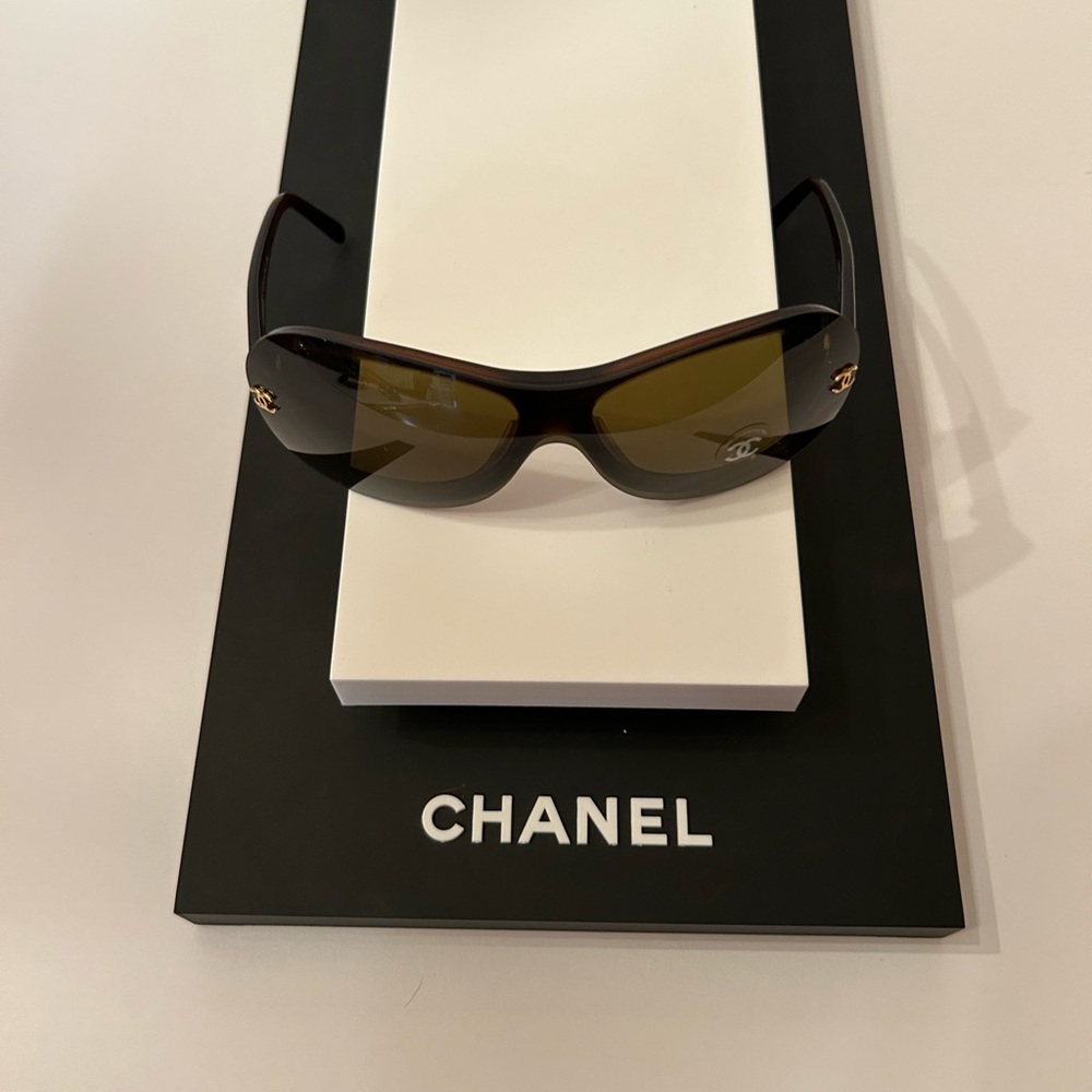 CHANEL SUNGLASSES,  Elegant and timeless design to compliments any occasion.